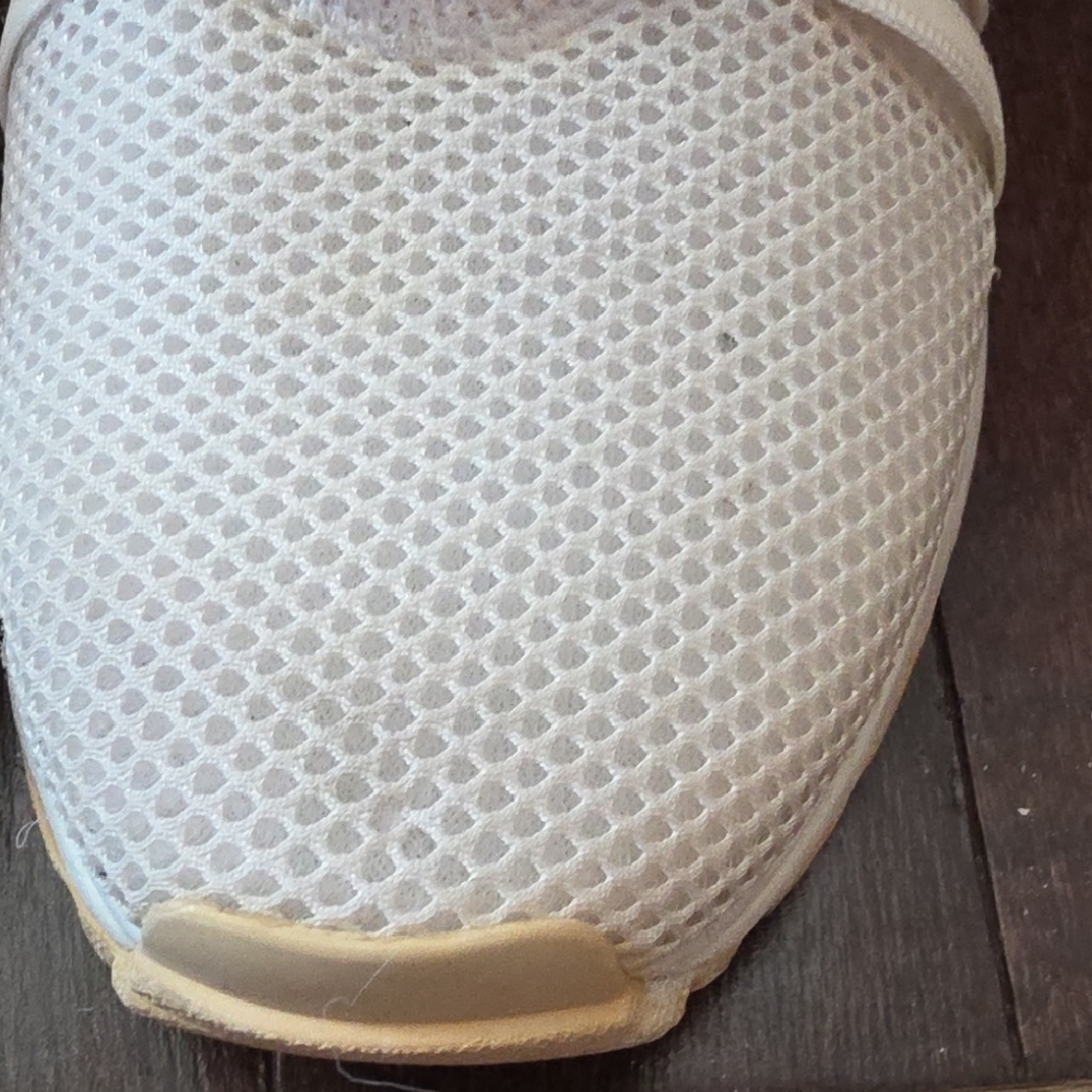 Nike Shox Gravity Triple White - Picture 7 of 8